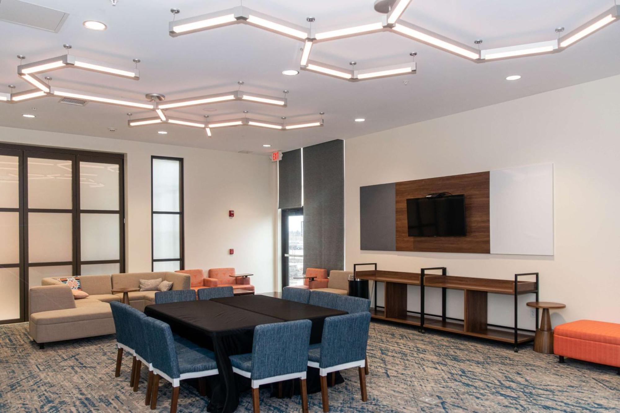 Hilton Garden Inn Mattoon, Il Zewnętrze zdjęcie