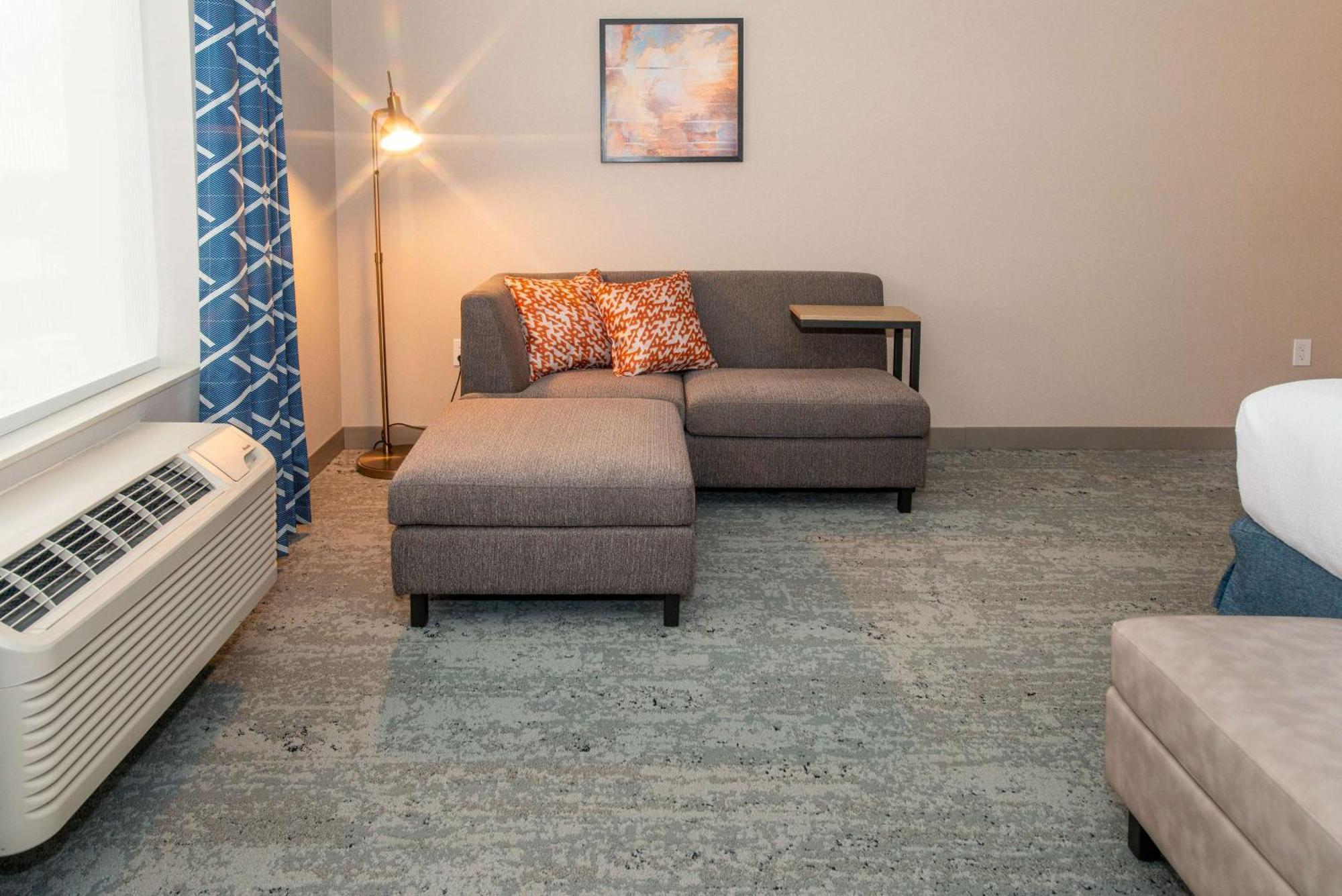 Hilton Garden Inn Mattoon, Il Zewnętrze zdjęcie